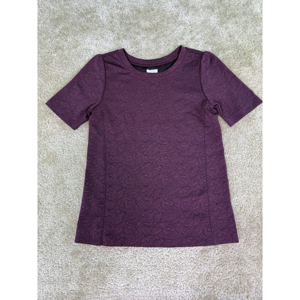 Loft Womens Top Red Burgundy Floral Textured Size XS Short Sleeve D934